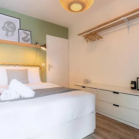 Apartman Europe/flandres Stations With Balcony! *