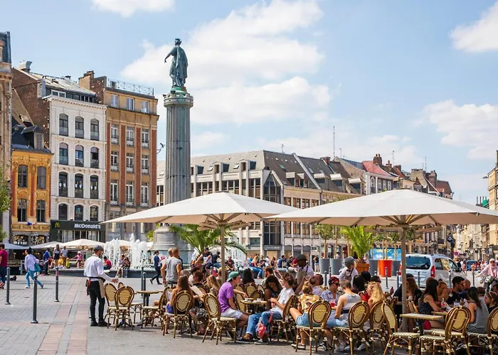 Europe/flandres Stations With Balcony! * Lille